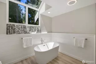 21603 NE 22nd Ct, Sammamish, WA 98074 - Photo 23