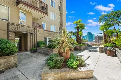 1711 E Olive Way #314, Seattle, WA 98102 - Photo 17