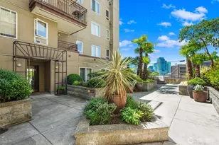 1711 E Olive Wy, Seattle, WA 98102 - Photo 17