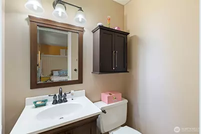 1803 S 232nd Street, Des Moines, WA 98198 - Photo 17