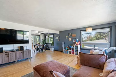 1803 S 232nd Street, Des Moines, WA 98198 - Photo 3