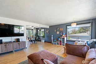 1803 S 232nd St, Des Moines, WA 98198 - Photo 3