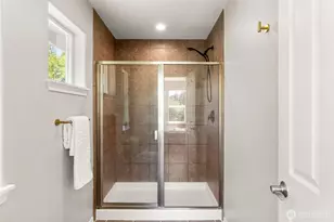 13504 Spiketon Road E, Buckley, WA 98321 - Photo 19