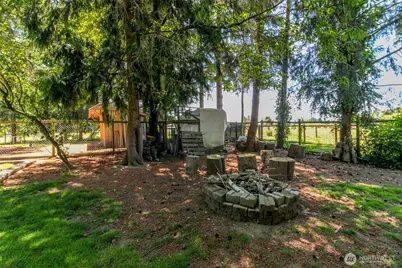 12524 Bingham Avenue E, Tacoma, WA 98446 - Photo 31