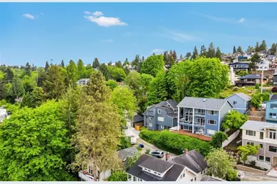 9844 Arrowsmith Avenue S, Seattle, WA 98118 - Photo 37