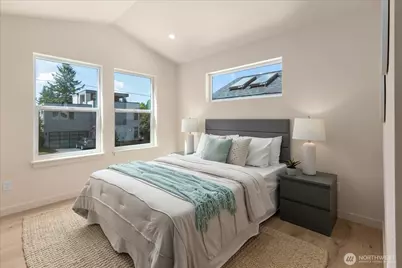 3706 NE 137th Street, Seattle, WA 98125 - Photo 11