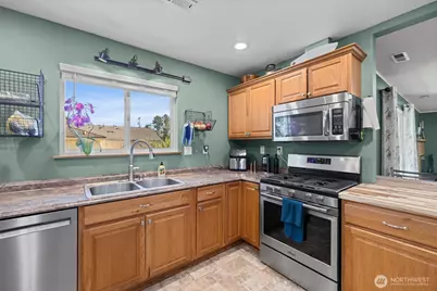 415 Sterling Street, Sedro Woolley, WA 98284 - Photo 19
