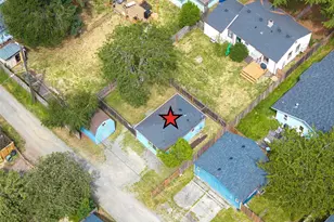 9745 Evanston Ave N, Seattle, WA 98103 - Photo 31