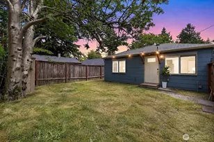 9745 Evanston Ave N, Seattle, WA 98103 - Photo 5