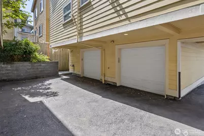 5033 12th Avenue NE #B, Seattle, WA 98105 - Photo 17