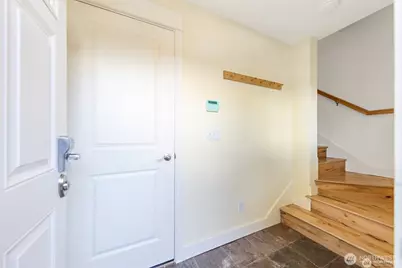 5033 12th Avenue NE #B, Seattle, WA 98105 - Photo 7