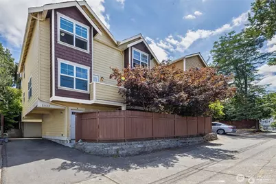 5033 12th Avenue NE #B, Seattle, WA 98105 - Photo 1