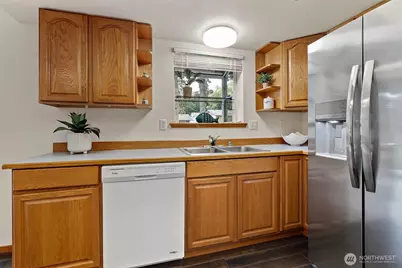 4871 Sherlyn Avenue SE, Port Orchard, WA 98367 - Photo 9