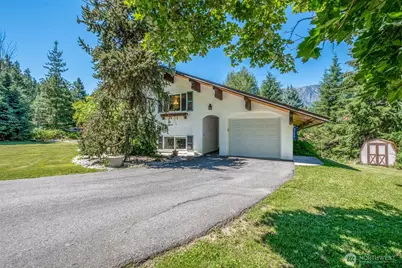 9724 Dye Road, Leavenworth, WA 98826 - Photo 1