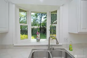 12422 48th Dr SE, Everett, WA 98208 - Photo 11