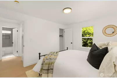 4411 50th Avenue SW, Seattle, WA 98116 - Photo 15