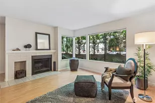 1354 Bellevue Way NE, Bellevue, WA 98004 - Photo 3