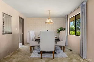17326 NE 18th Pl, Bellevue, WA 98008 - Photo 9