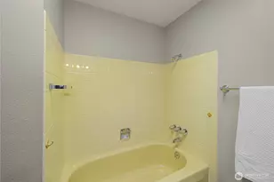 17326 NE 18th Pl, Bellevue, WA 98008 - Photo 31