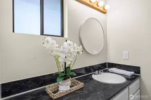 17326 NE 18th Pl, Bellevue, WA 98008 - Photo 23