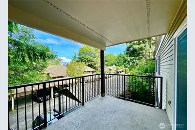 406 10th Street #C201, Kirkland, WA 98033 - Photo 5