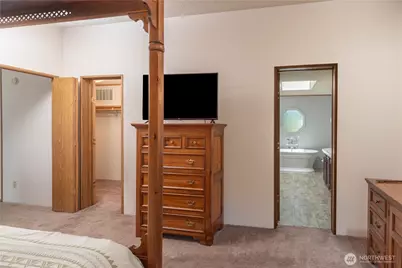 532 NW Silver Glen Lane, Bremerton, WA 98311 - Photo 19