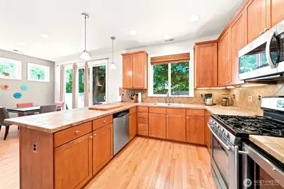 16021 35th Drive SE, Bothell, WA 98012 - Photo 13