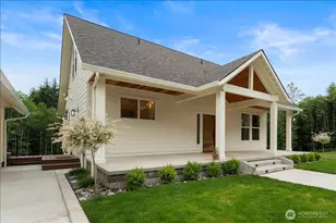 188 Sparrow Ln, Castle Rock, WA 98611 - Photo 3