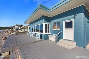 141 Utsalady Rd, Camano Island, WA 98282 - Photo 21
