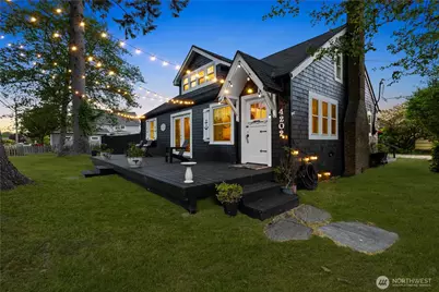 4202 L Place, Seaview, WA 98641 - Photo 1
