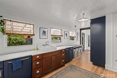 4202 L Place, Seaview, WA 98641 - Photo 11