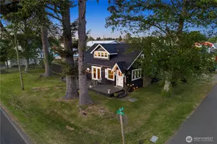 4202 L Pl, Seaview, WA 98641 - Photo 3