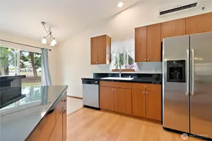9223 105th Ave Ct SW, Tacoma, WA 98498 - Photo 5