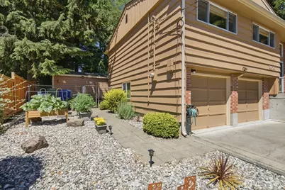 3610 NE 197th Street, Lake Forest Park, WA 98155 - Photo 9