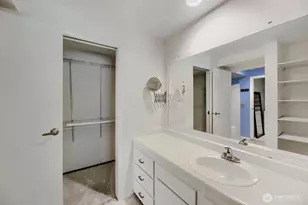 14615 NE 35th St, Bellevue, WA 98007 - Photo 15