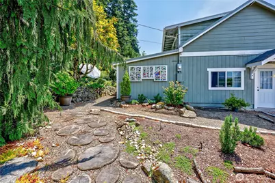 1071 Swanson Way NE, Poulsbo, WA 98370 - Photo 3