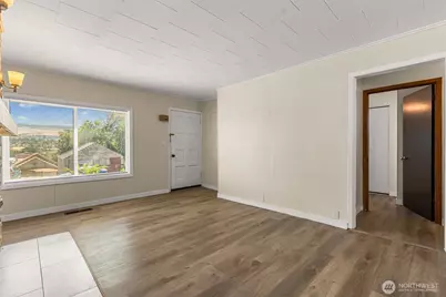 330 Roosevelt Avenue, Wenatchee, WA 98801 - Photo 11