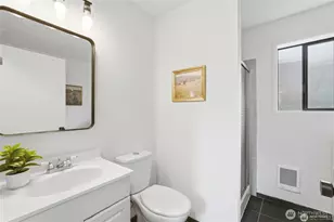 3519 NE 95th St, Seattle, WA 98115 - Photo 17