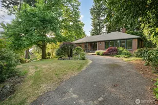 726 N 137th St, Seattle, WA 98133 - Photo 3
