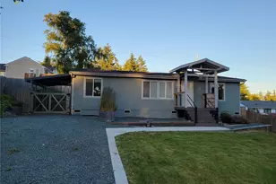 2168 Norman Dr, Oak Harbor, WA 98277 - Photo 1