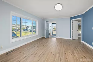 616 7th St, Hoquiam, WA 98550 - Photo 5