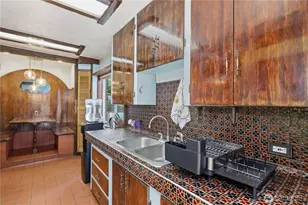 305 S 35th St, Tacoma, WA 98418 - Photo 27