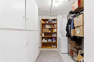 305 S 35th St, Tacoma, WA 98418 - Photo 21