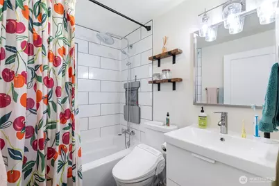 9440 35th Avenue SW, Seattle, WA 98126 - Photo 13
