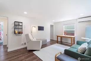 9440 35th Ave SW, Seattle, WA 98126 - Photo 5