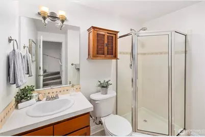 337 N 105th Street #A, Seattle, WA 98133 - Photo 9
