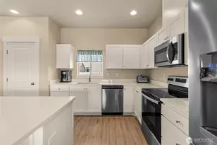 130 S Mystical Ave, East Wenatchee, WA 98802 - Photo 9