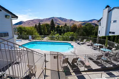 808 W Manson Highway #B202, Chelan, WA 98816 - Photo 39