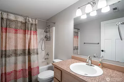 808 W Manson Highway #B202, Chelan, WA 98816 - Photo 17