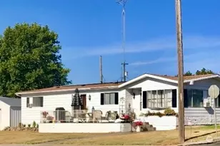 402 W 6th Ave, Ritzville, WA 99169 - Photo 1